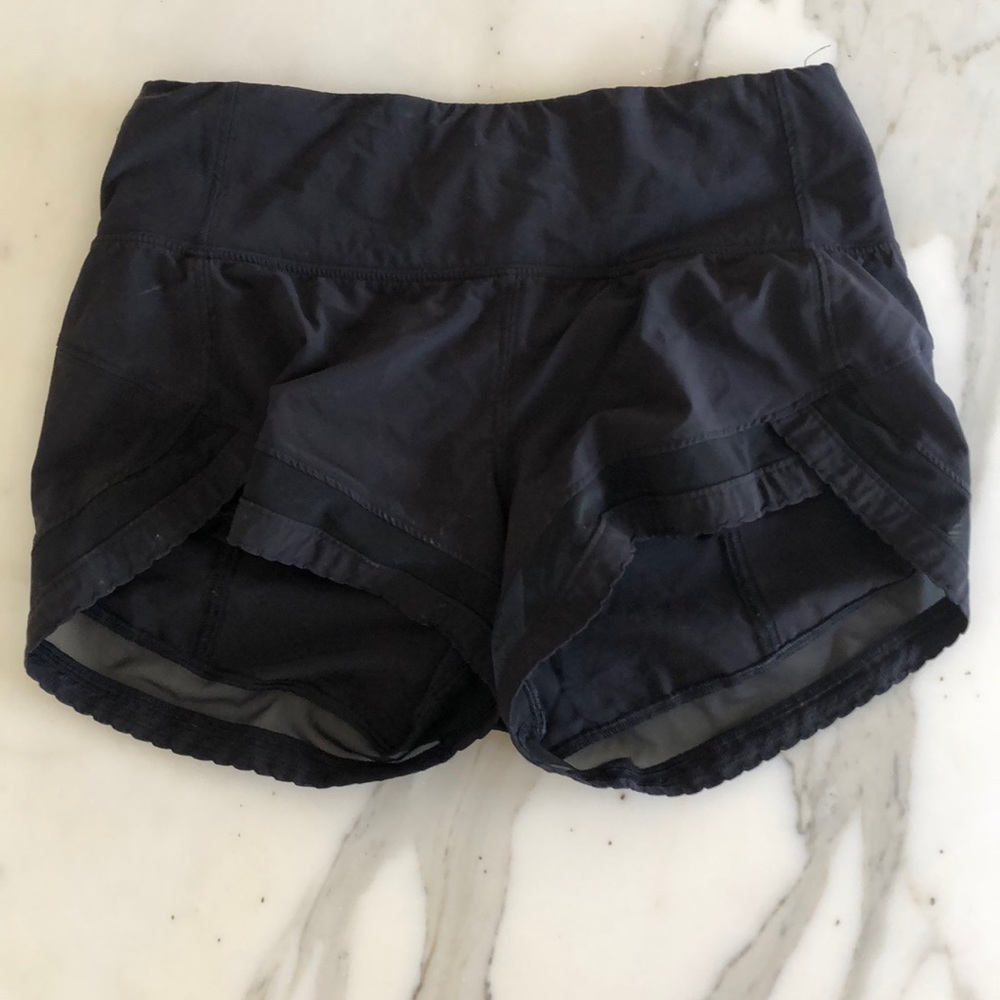 Lululemon 2” black shorts